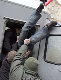 Антипутінські виступи в Москві суворо придушено