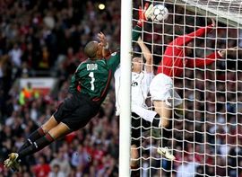 Закінчився матч Манчестер - Мілан