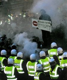 В Естонії демонтували Бронзового солдата: під час безпорядків одна людина загинула