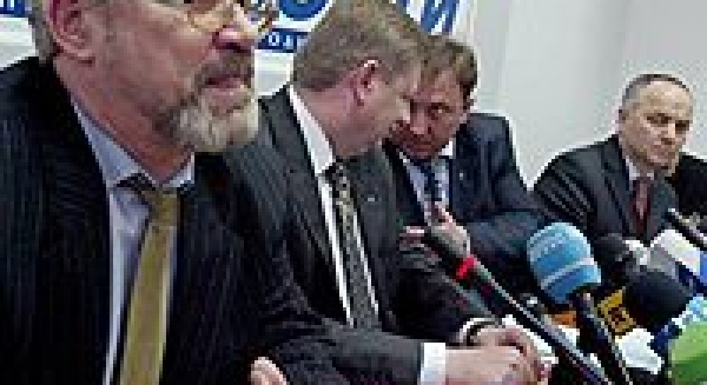 Заява суддів КС – як удар по антипрезидентській заяві коаліції?