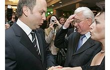 Кравчук поучал, Скорик клеймила, Заец прятался, Сирота выпивал