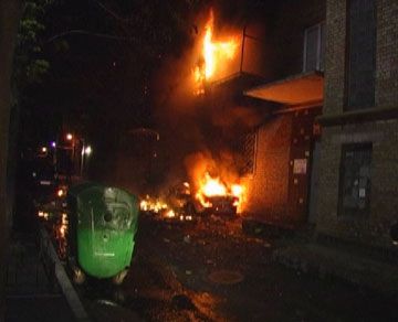 Mercedes сжег 18 балконов в центре Киева (фото)