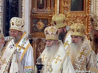 Російська церква об`єдналася: підписано акт про канонічне спілкування (фоторепортаж)