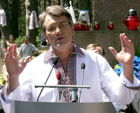 Під час свого виступу Президент України сказав, що планує підписати указ про день вшанування жертв комуністичного режиму