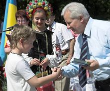 Нагороди вручив...