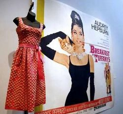 Сукню Одрі Гепберн продали на аукціоні за $200 тисяч (фото)