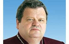 Ющенко уволил еще одного судью КС
