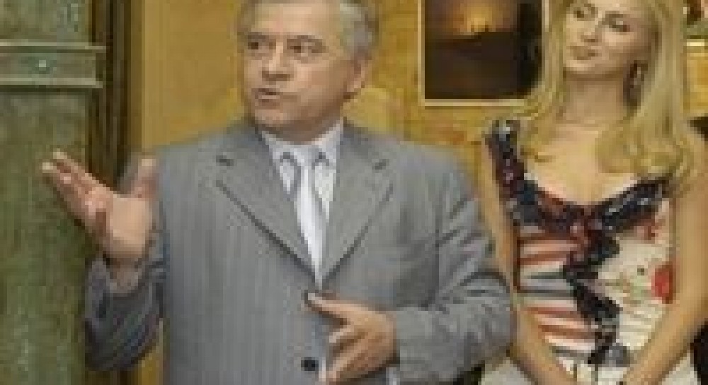 Не критикуйте Зою Кінах, вона лише вчиться!