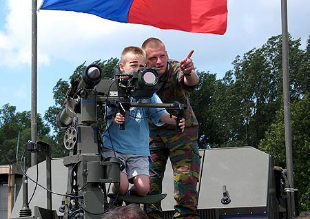 Юний зинитник