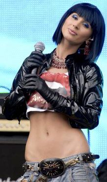 Світлана Лобода під час виступу на фестивалі «Таврійські ігри» в Києві, 29 червня 2007 р.