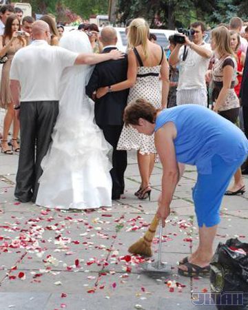 07.07.07 Україна пережила весільний бум (фоторепортаж)