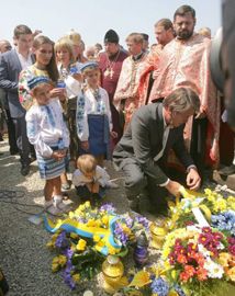 Президент Украины участвует в церемонии освящения Колоколов мира, посвященной 60-летию операции «Висла», в Ждыне (Польша), 21 июля 2007 г.