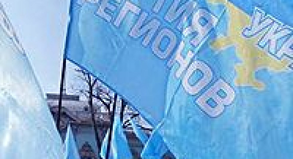 Регіонали у Київській райраді не хочуть слухати гімн України
