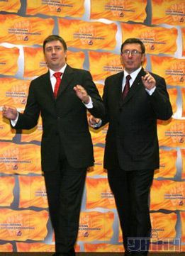 Кого боится Янукович и с кем спорит Тимошенко?

