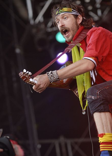 Солист Gogol Bordello Евгений Гудзь Солист Gogol Bordello Евгений Гудзь