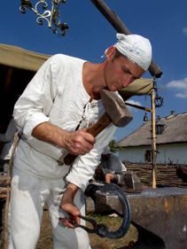 На Сорочинской ярмарке (16 фото)