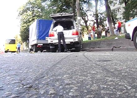 Наталія Могилевська потрапила в аварію (фоторепортаж)