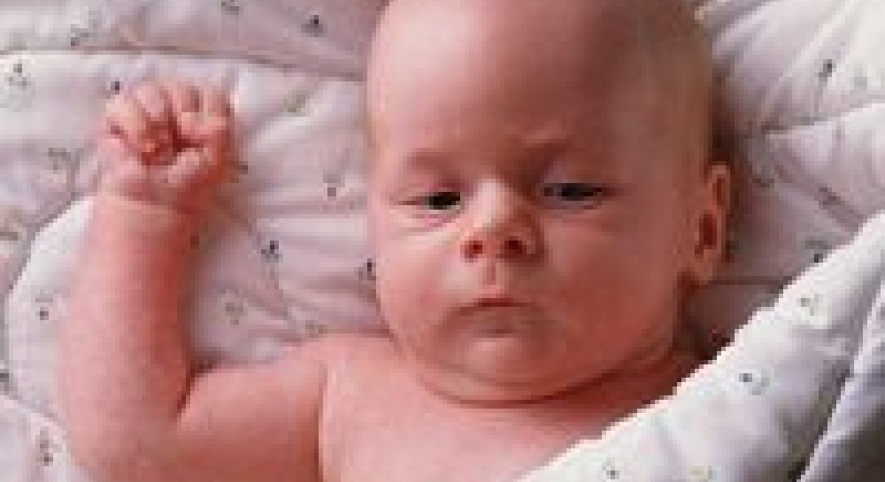 Малышка без рта не может докричаться до врачей
