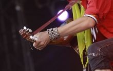 Экс-гитарист Gogol Bordello требует от солиста $950 тысяч