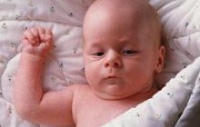 Малышка без рта не может докричаться до врачей
