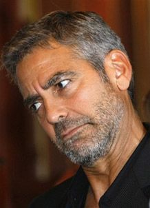 Джордж Клуні став кавалером французького ордена (фото)