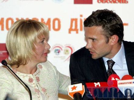 Катерина Ющенко та Андрій Шевченко презентують благодійну акцію (фото)