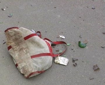 У Києві під колесами ”Порше-Кайєн” загинув бездомний (фото) 

