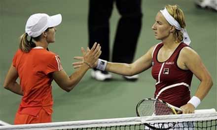 Теннисистки Жюстин Энен и Светлана Кузнецова играют финал US Open (18 фото)