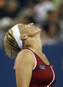 Теннисистки Жюстин Энен и Светлана Кузнецова играют финал US Open (18 фото)