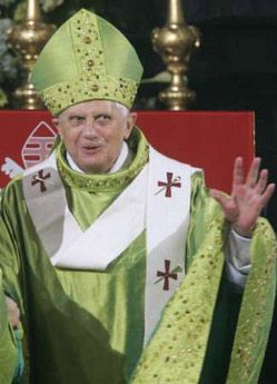 Папа Римский лично сообщил о том, что удовлетворил просьбу о помиловании