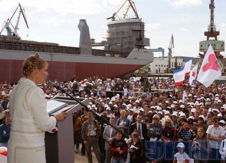 Юлия Тимошенко в Керчи (7 фото)