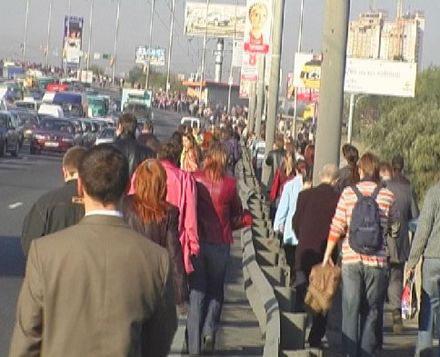 Масштабное ДТП в Киеве: столкнулись 6 автомобилей