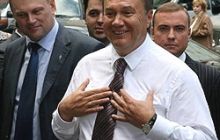 Прилетит вдруг волшебник в бело-голубом вертолете...