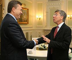 Янукович, Тейлор