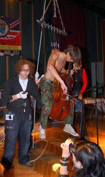 Фестиваль художнього тату та екстрім-шоу ”підвішування” (фоторепортаж)