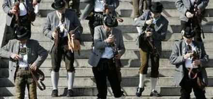 На «Октоберфесті» менше літрового кухля пива не буває (фото)