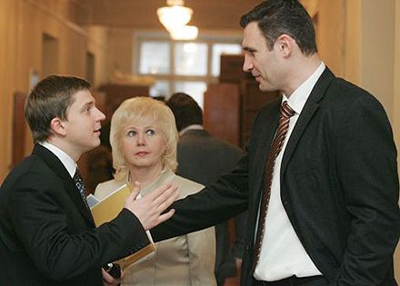 Довгий вимагає вибачень від „Вечірнього Києва” 