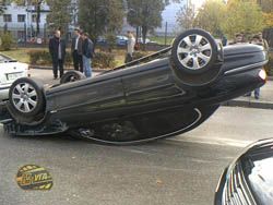 В Киеве столкнулись Jaguar, Ford, Toyota и Skoda (фото)