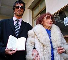 Адельфа Вольпес и ее муж, Рейнальдо Вавекче. Фото Reuters