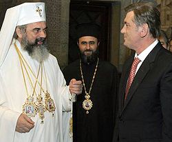 Патриарх Румынской Православной Церкви Даниель и Виктор Ющенко во время встречи. Бухарест, 30 октября