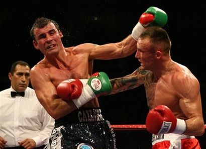 Объявлен абсолютный чемпион мира по боксу (фото)