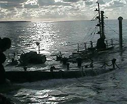 Затопленный во время шторма корабль в Керченском проливе. 12 ноября