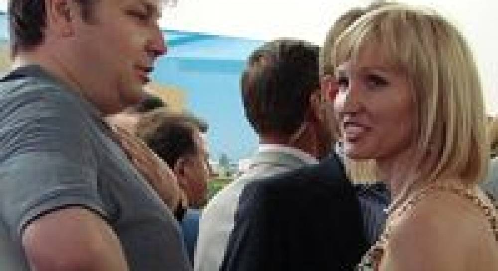 О.Пінчук: Не уявляю, щоб В.Пінчук виставив бичачі голови у себе вдома