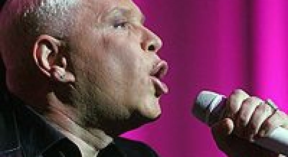 Борис Моисеев во Дворце “Украина” говорил о “суках, которые мешают ему петь”