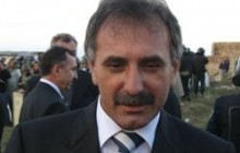 Голова ВР Криму: Поки з людьми, які захопили землю, ведуться переговори 