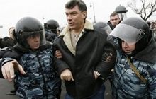 В Москве милиция задержала Бориса Немцова