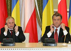 Віктор Ющенко і Лєх Качинський під час офіційної зустрічі в Києві. 6 грудня