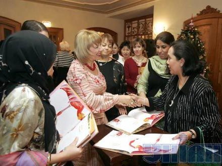Екатерина Ющенко и жены глав иностранных дипломатических миссий в Украине