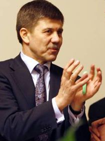 Иван Васюник - вице-премьер-министр Украины