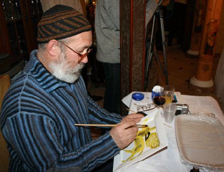 Садыков накормил гостей спагетти и собрал 122 тысячи (фоторепортаж)